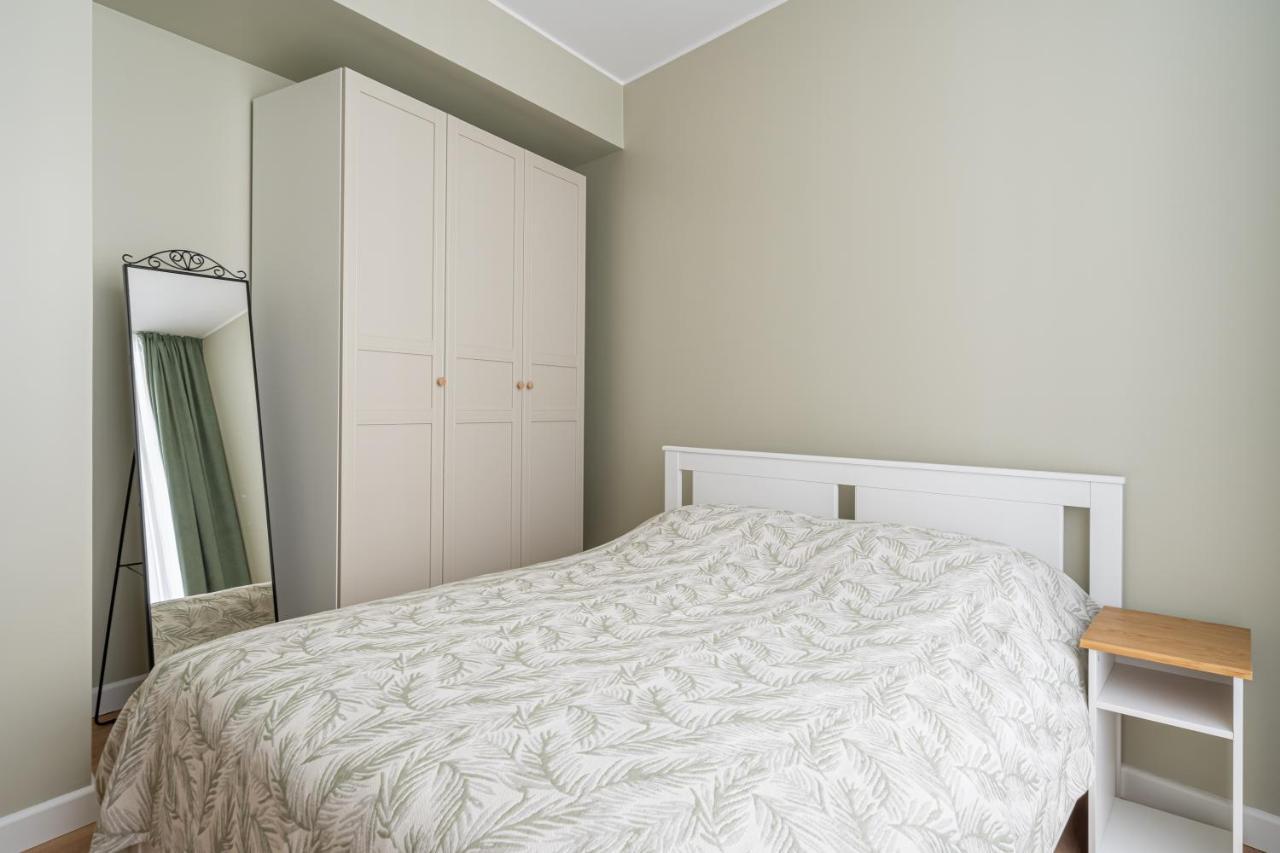 Spacious 1-Bedroom Apartment In The Heart Of Old Town リガ エクステリア 写真