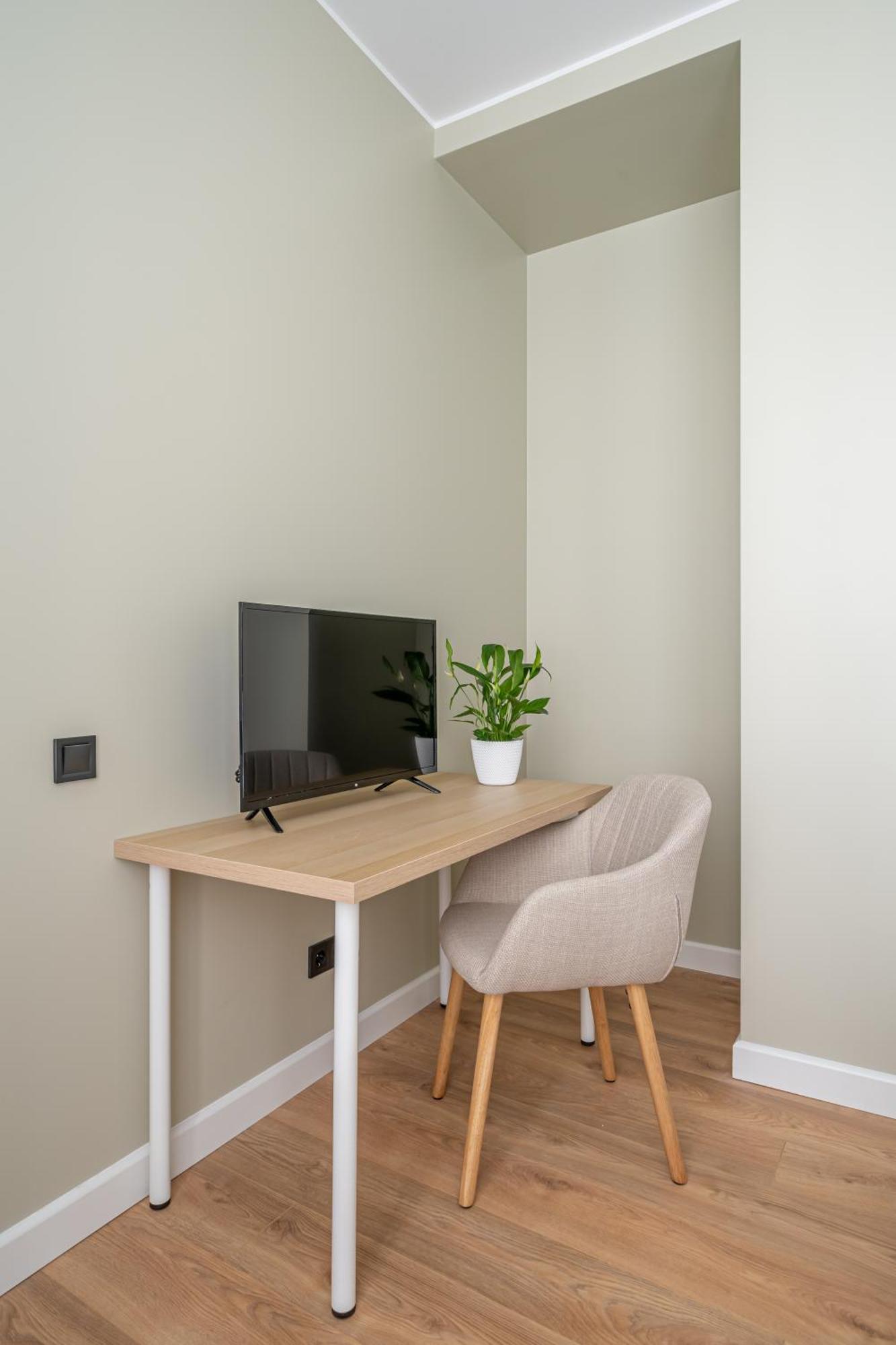 Spacious 1-Bedroom Apartment In The Heart Of Old Town リガ エクステリア 写真