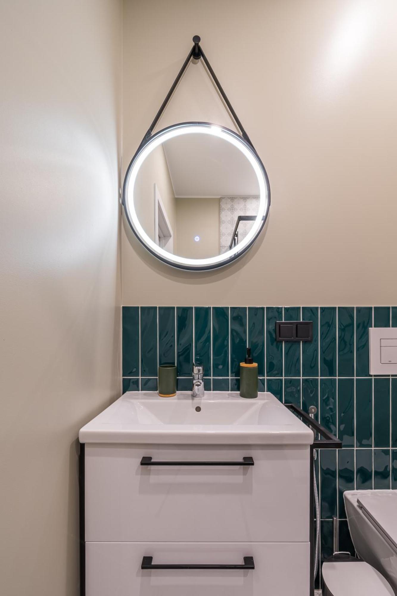 Spacious 1-Bedroom Apartment In The Heart Of Old Town リガ エクステリア 写真