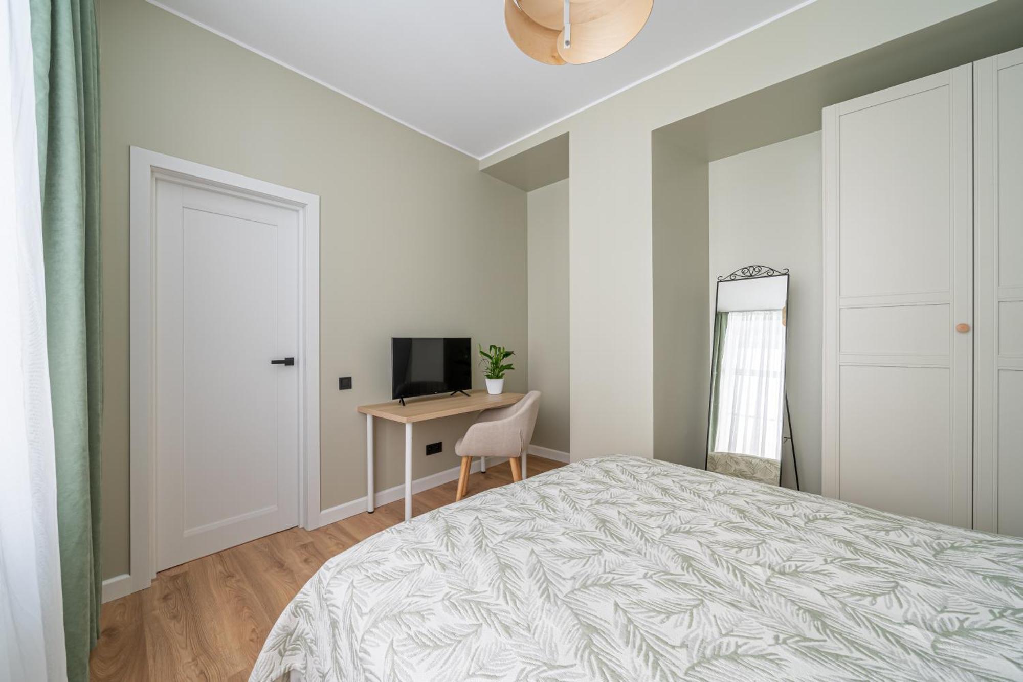 Spacious 1-Bedroom Apartment In The Heart Of Old Town リガ エクステリア 写真